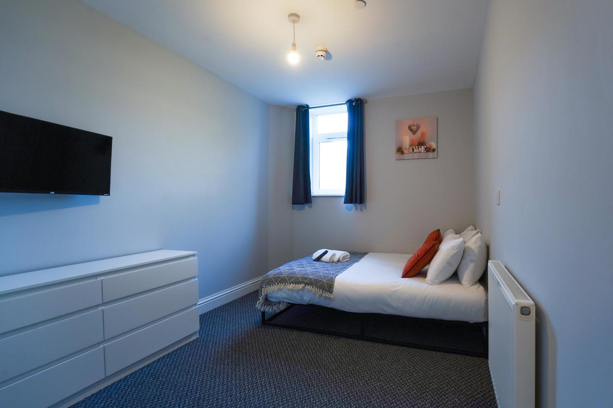 En-Suite Double Rooms, Smart Tv Comfy Style Llanelli Eksteriør bilde