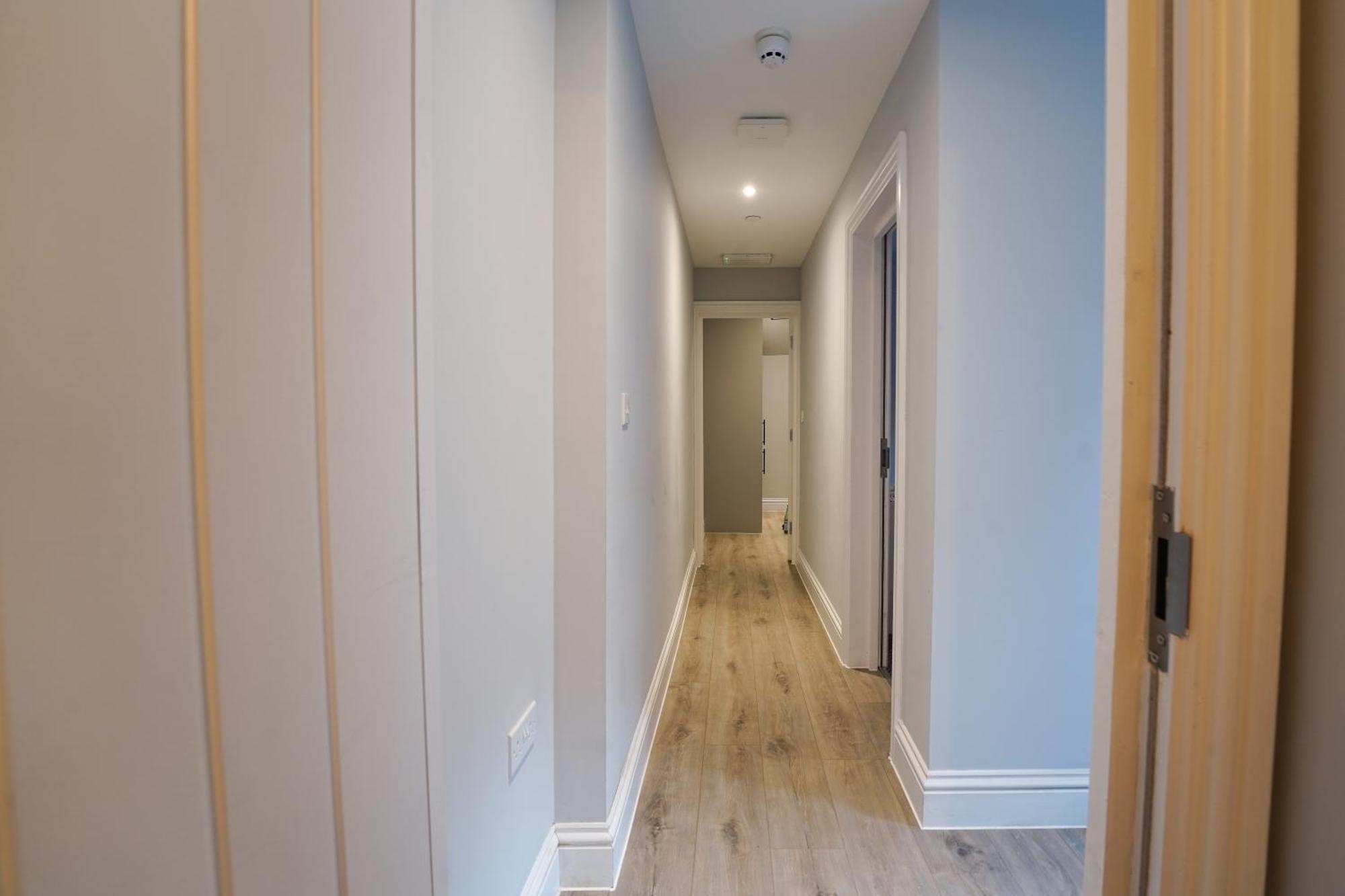 En-Suite Double Rooms, Smart Tv Comfy Style Llanelli Eksteriør bilde