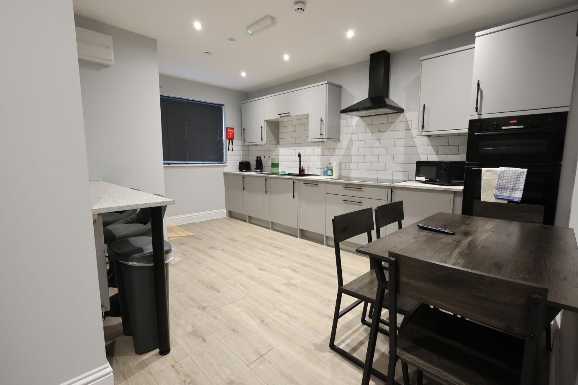 En-Suite Double Rooms, Smart Tv Comfy Style Llanelli Eksteriør bilde